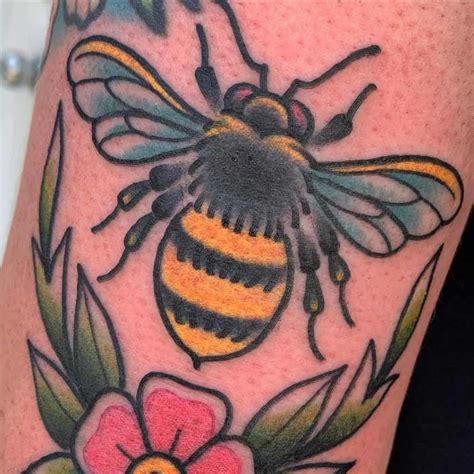 bee traditional tattoo.